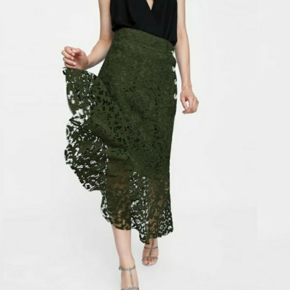 Zara Asymmetric Lace Skirt